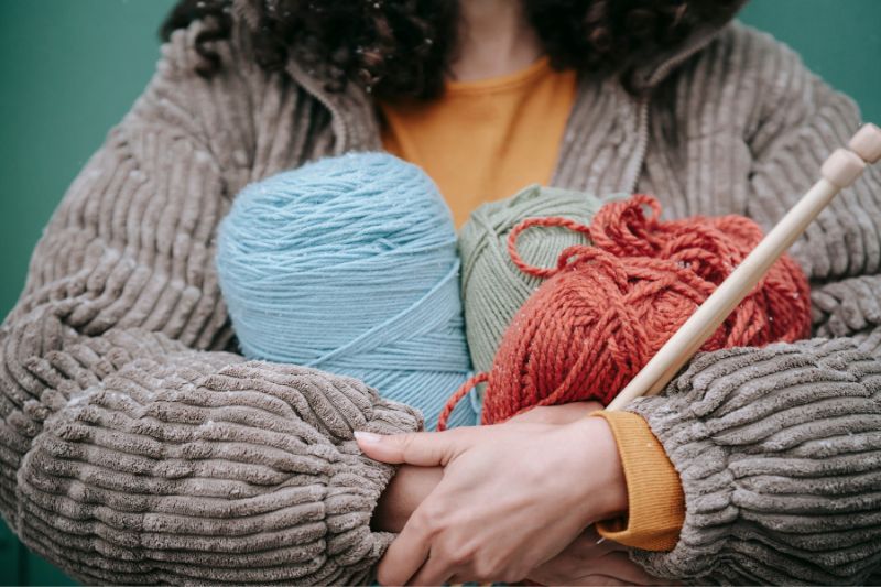 Ergonomic Knitting Tools and Techniques: