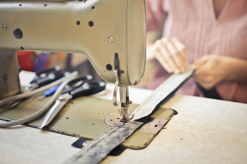 Where to Look for Sewing Machine Sales Online?