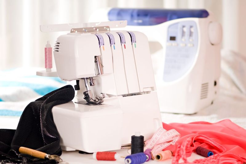Types of Sewing Machines: