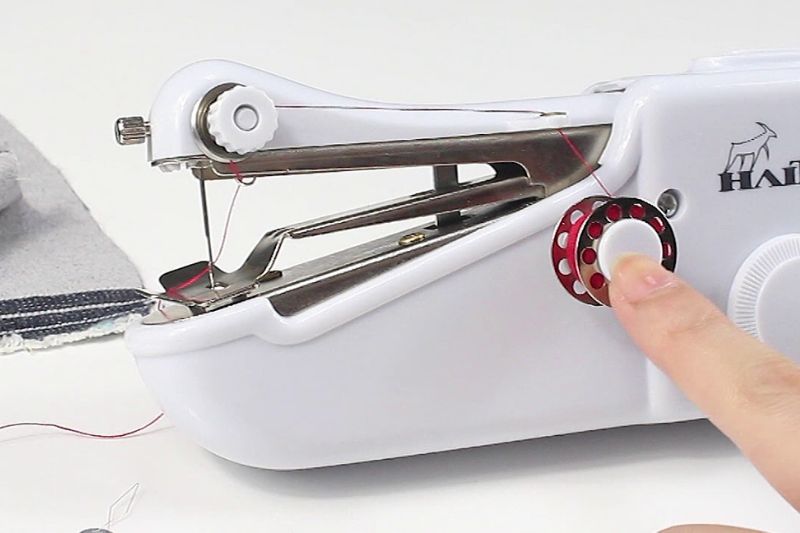 What is Hand Sewing Machine?